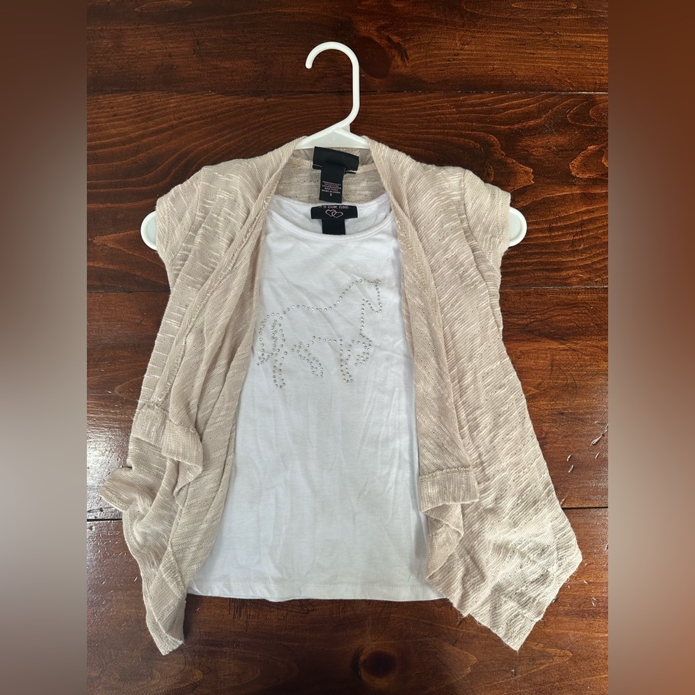 Silver horse tank top with cream cardigan
